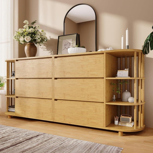Commode a portes vitrees pour le salon